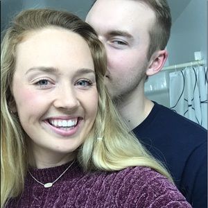 Meet your Posher, Leah